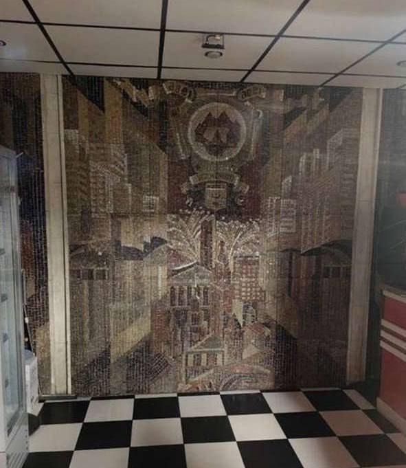 👍 Дореволюционная мозаика снова видна в подземном пе?...