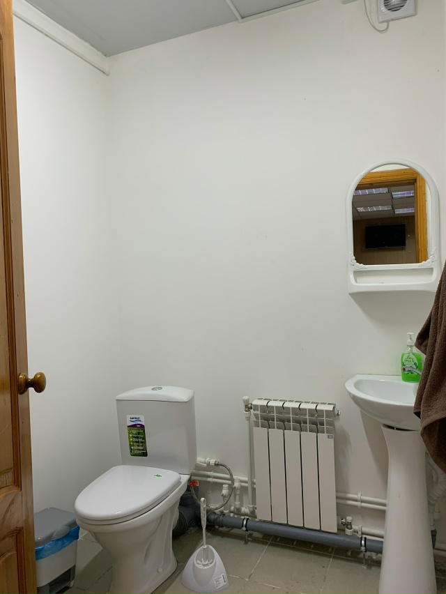 Сдается в аренду помещение на 2 этаже по адресу: ул. Кра?...