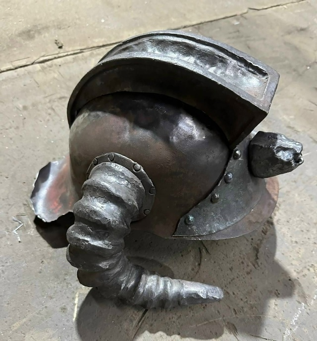 Шлем из фильма «Джентльмены удачи» почти готов. Кунгур...