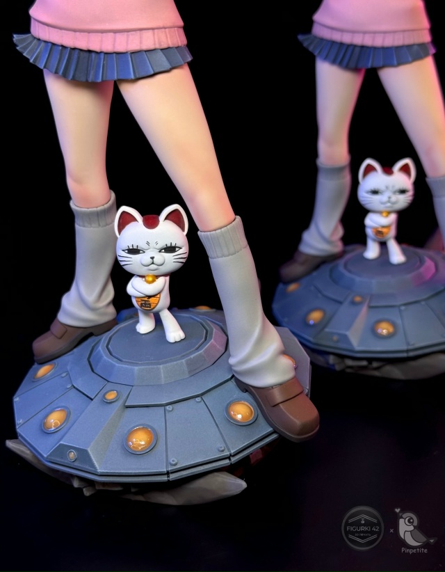 Наша талантливая художница снова в деле.
Сразу две фиг...