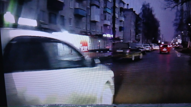 В 8 утра по ул. Луначарского, водитель дешманской повоз?...