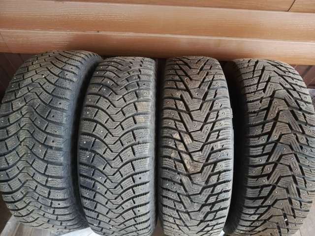 Фото 1-3. Продам комплект колёс зима195/65/R15 на дисках.
Зим?...