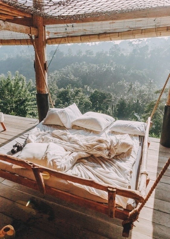 Не забывай засыпать с мечтой и просыпаться с целью.