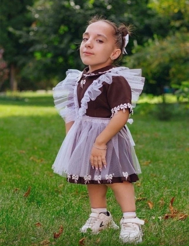 Рост Полины Скорик из Курской области составляет всег?...