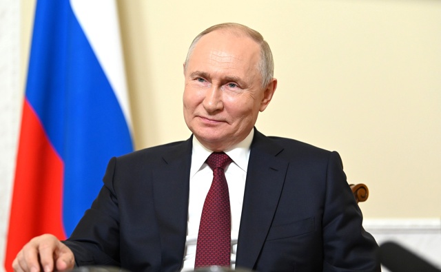 📌 Путину доверяют 78% россиян, одобряют работу президе?...