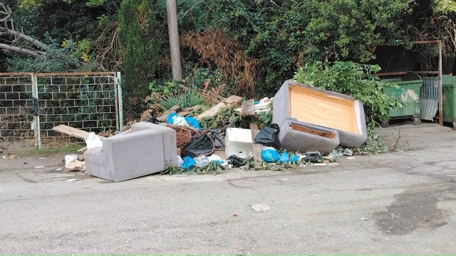 Невесёлые истории из Весёлого
Жители села сообщают, ч?...