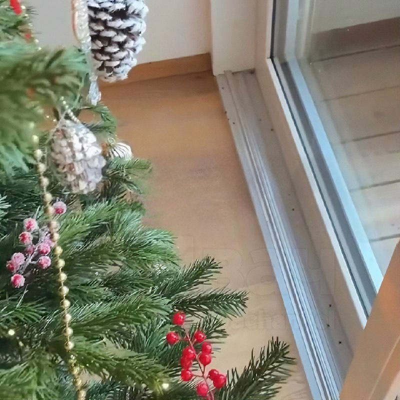 ❗️Квартиры россиян атакуют опасные «ёлочные» клещи
Из-за аномально тёплой зимы паразиты не ушли в с