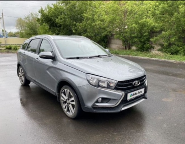 Собственник. Продам отличный автомобиль LADA VESTA SV KROSS, б?...