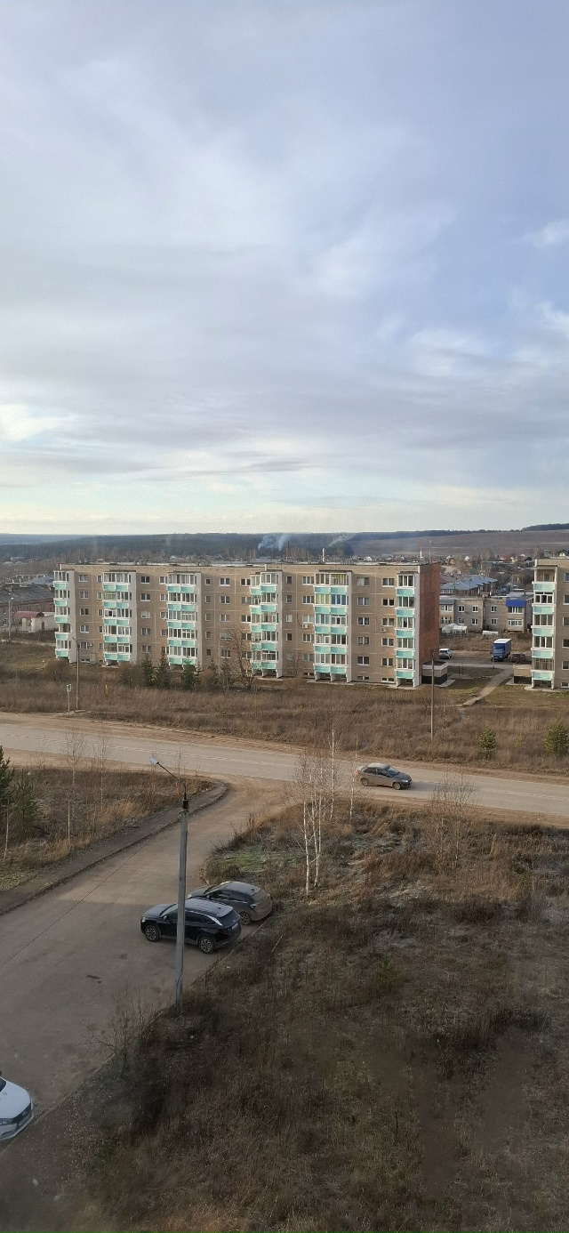 Кто в курсе что там горит ?