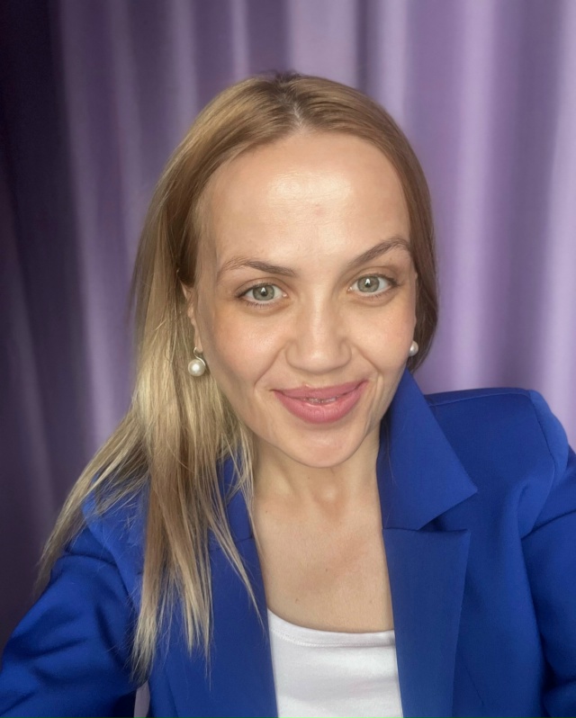 Доброе время суток, все мои прекрасные люди!
Мои друзь?...