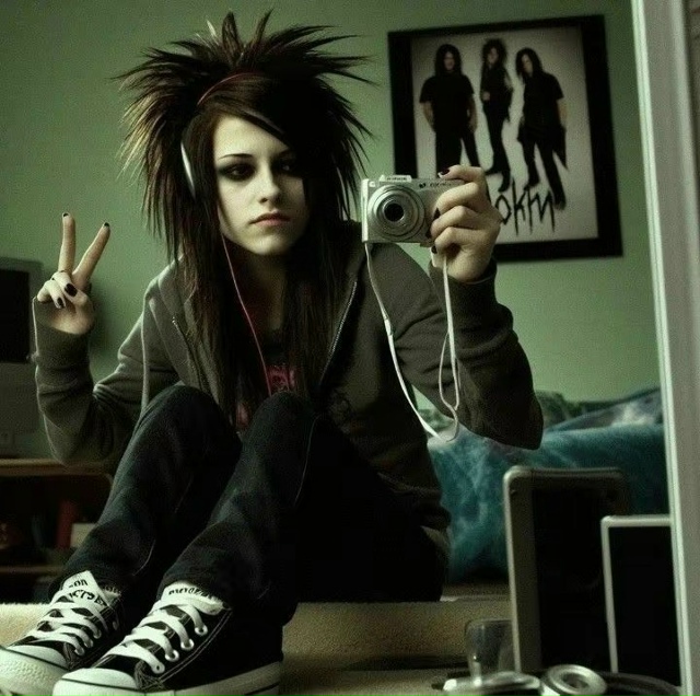 Нейросеть нарисовала Беллу из 