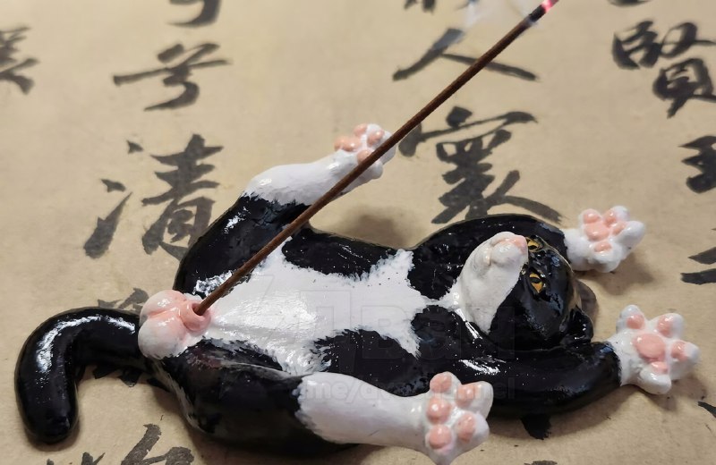 Любители благовоний на месте? Ловите идеальные подставки для этих ваших палочек.