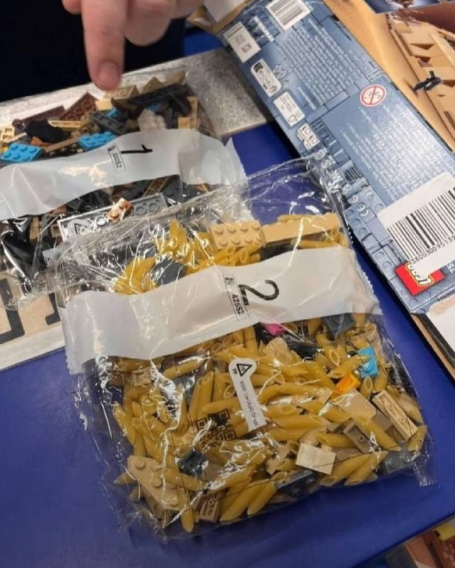 Американец менял детали LEGO на МАКАРОНЫ и заработал $34.000 — теперь ему грозит срок
Он покупал на