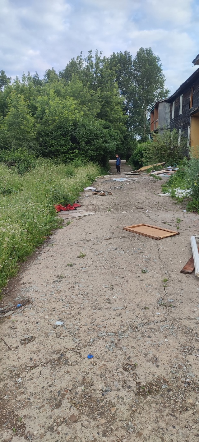 Фото и видео сгоревшего здания по улице Свободы до и по...