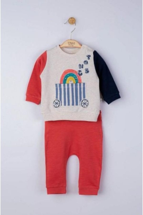 Продам.
Новая одежда для малышей до года.
Вопросы в лс.