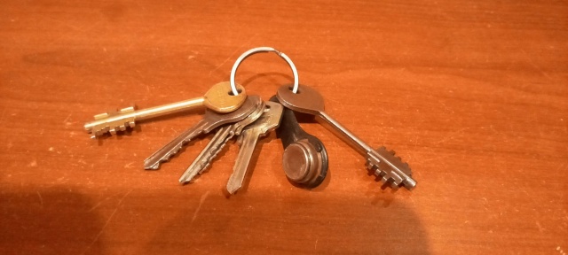 Найдена связка ключей у дома номер 13 по ул. З.Космодемь?...