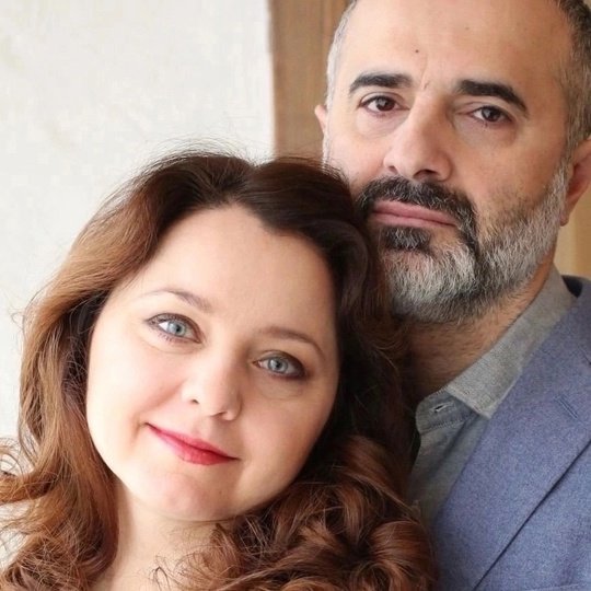 7 актрис, которые счастливы в браке с мужчинами, далеки?...