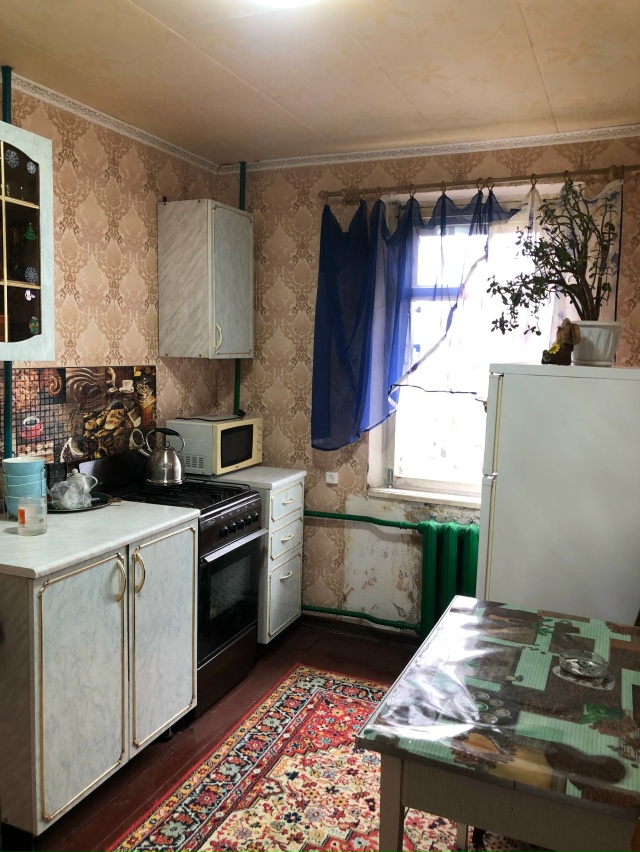 Продам погребок, не топит, свет есть.
40к без торга. Тел: 8...