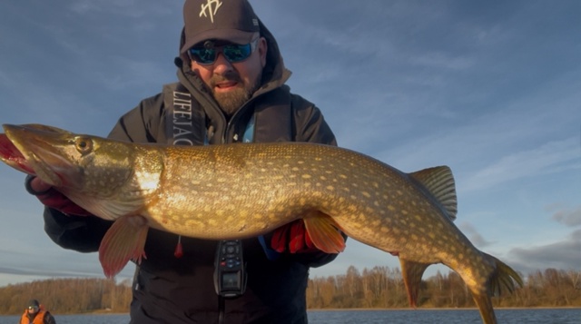 Привет с можайского водохранилища ✌