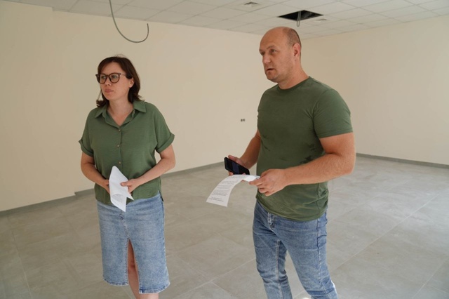 Вместе с коллегами из управления капитального строите...
