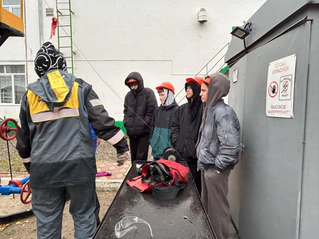 На день открытых дверей дети 10 школы пошли в Нефтекамс?...