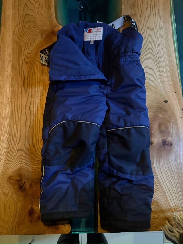 Потеряшки можно забрать в кафе Зира