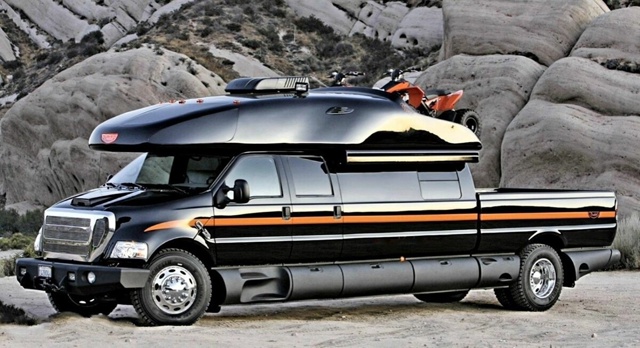 Cамый большой в мире серийный автомобиль Ford F650 весом бо...