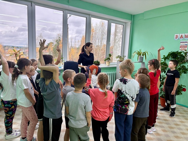 🚦 Перед каникулами школьникам напомнили о безопаснос...