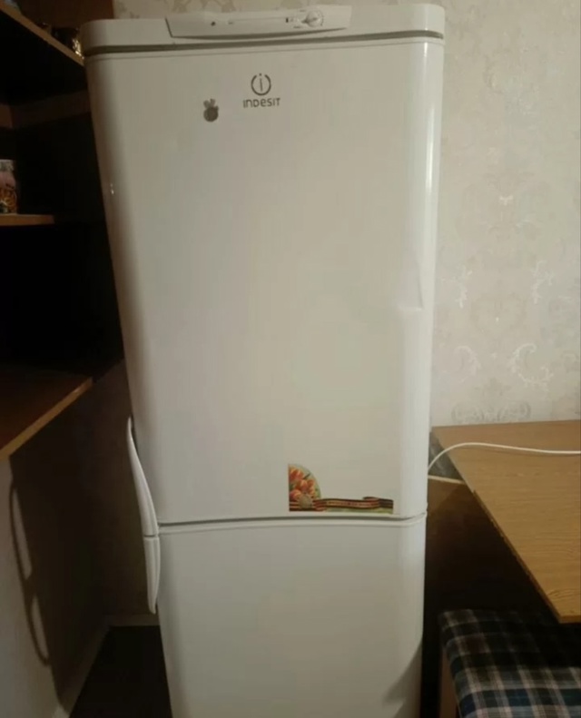 Продам холодильник Indesit
в рабочем состоянии состоянии,...