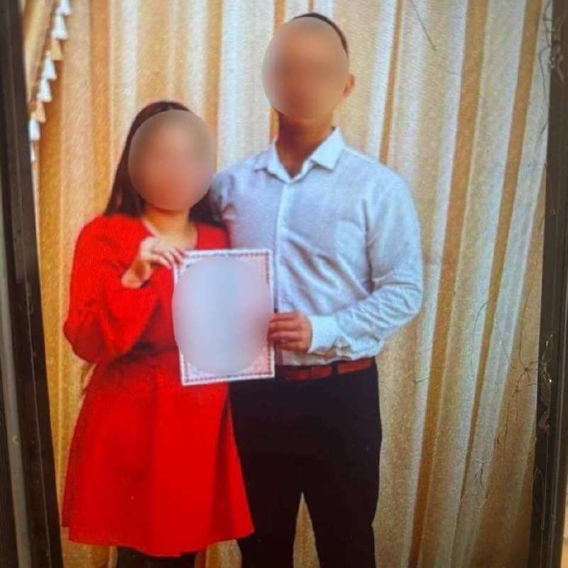 20-летняя девка, не выдержав плача новорожденной дочери, с силой швырнула её на диван, что привело к