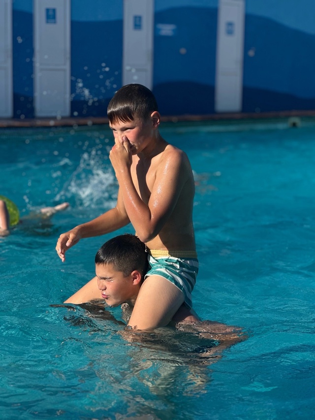 💦Наш бассейн — настоящее место радости и веселья для ...