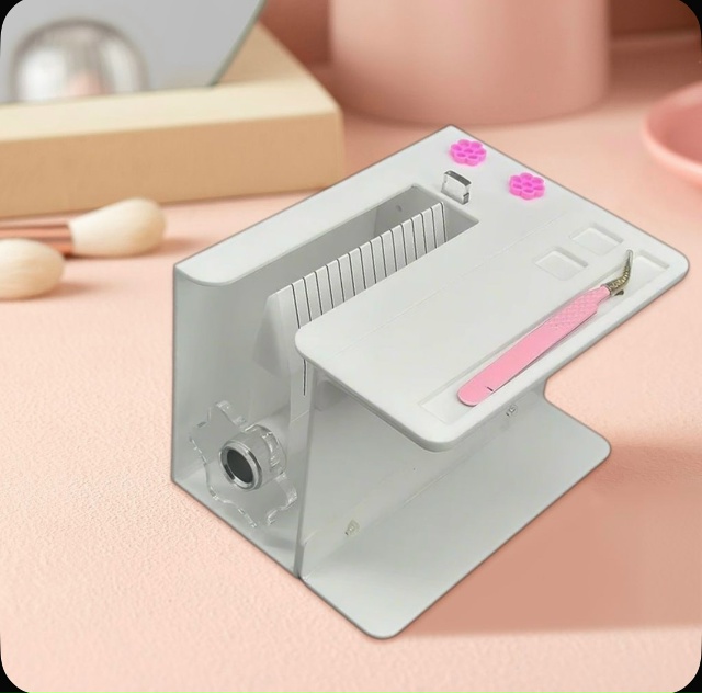 Продам машинку для наращивания ресниц, новая, 1000 руб