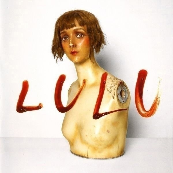 31 октября 2011 г. был издан Lulu — совместный альбом гитари...