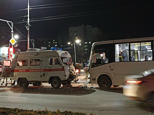 Авария на Ленина