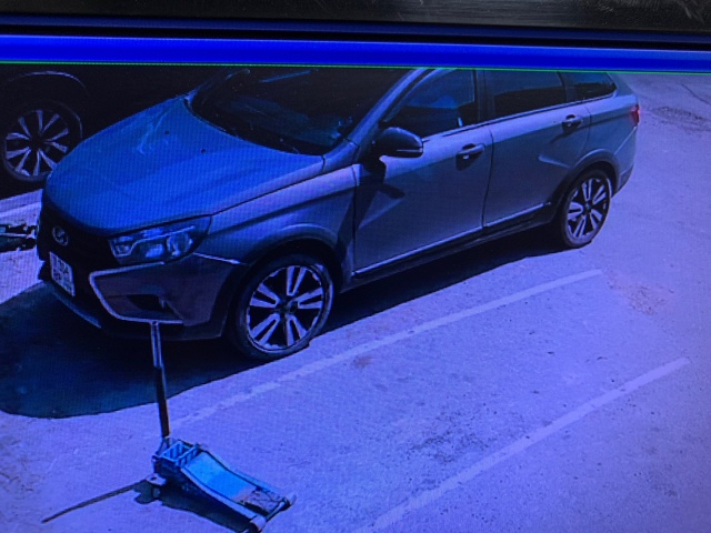 Приветствую. Владелец автомобиля Лада с номером 354, обс...