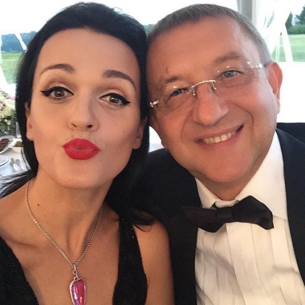 Певица Слава откровенно рассказала о тяжелом разрыве ?...