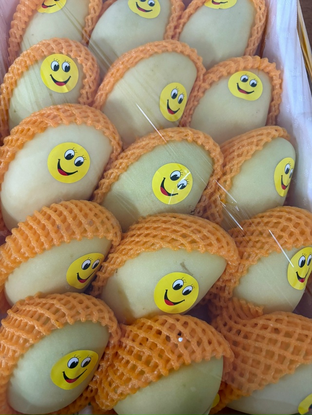 В магазине Горец свежее поступление Казы, утки Халяль, ...