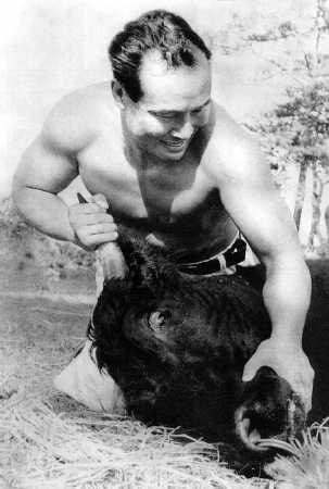 Масутацу Ояма - мастер и преподаватель карате!
Согласн...