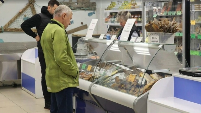 По итогам 2024 года Россия с запасом обеспечила себя рыб?...