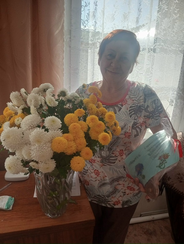 Тёплые сердца: дети подарили радость пожилым людям ❤
?...