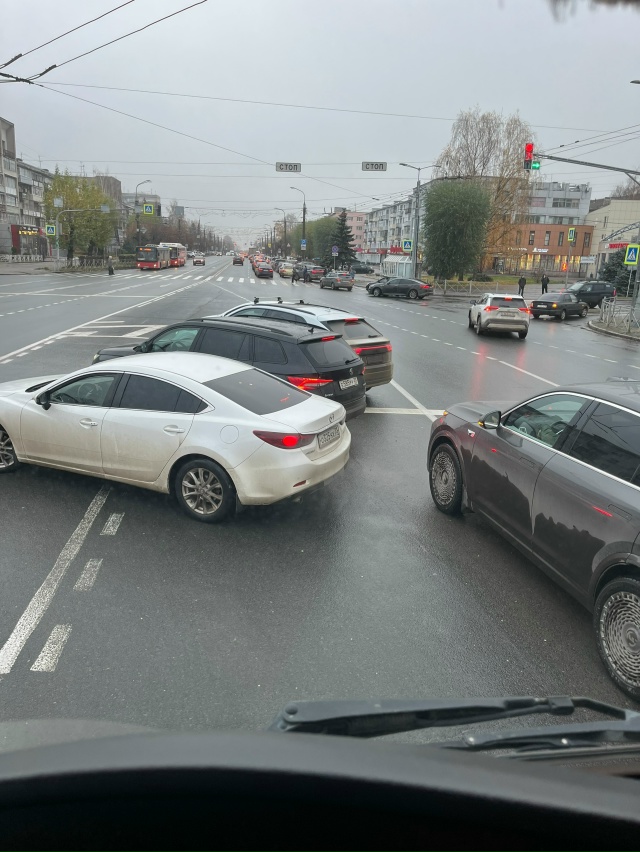 Посчитаем клоунов ?)