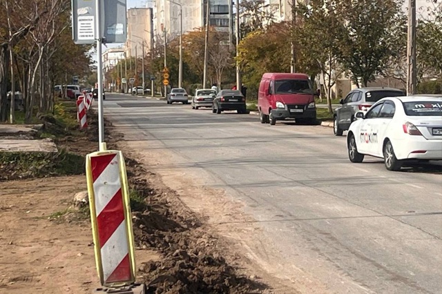 Уважаемые евпаторийцы!
На ул. 60 лет Октября начались р?...