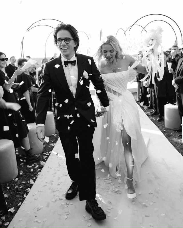 На красивые свадьбы никогда не поздно смотреть 😍
Сва?...