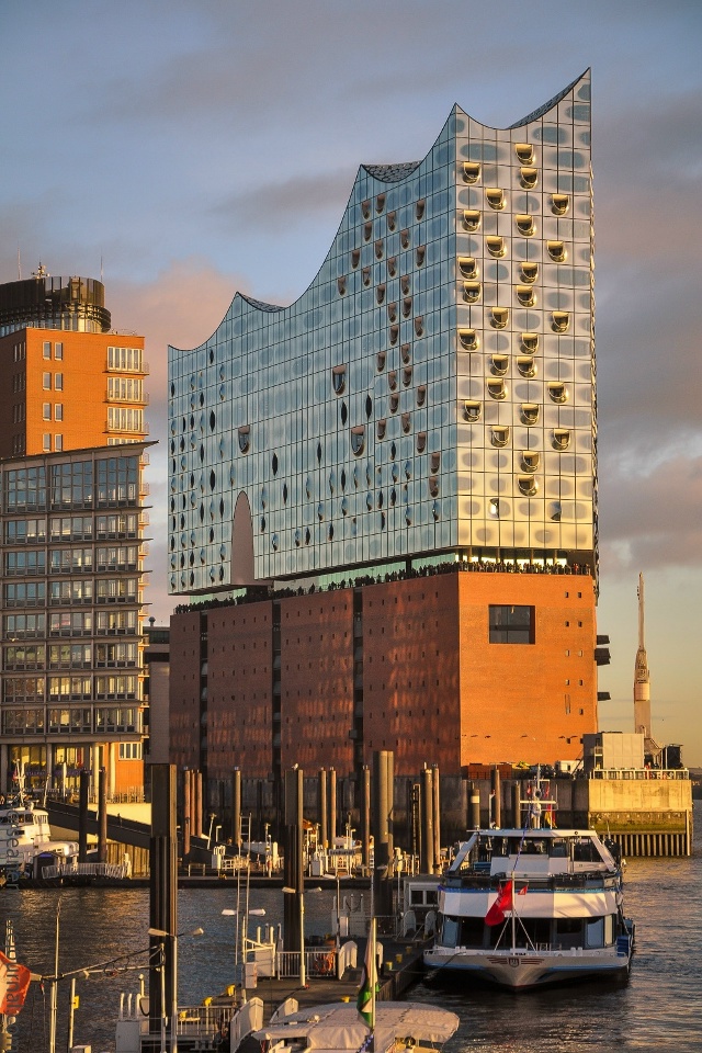 🌍 Эльбская филармония — одна из самых необычных архи?...