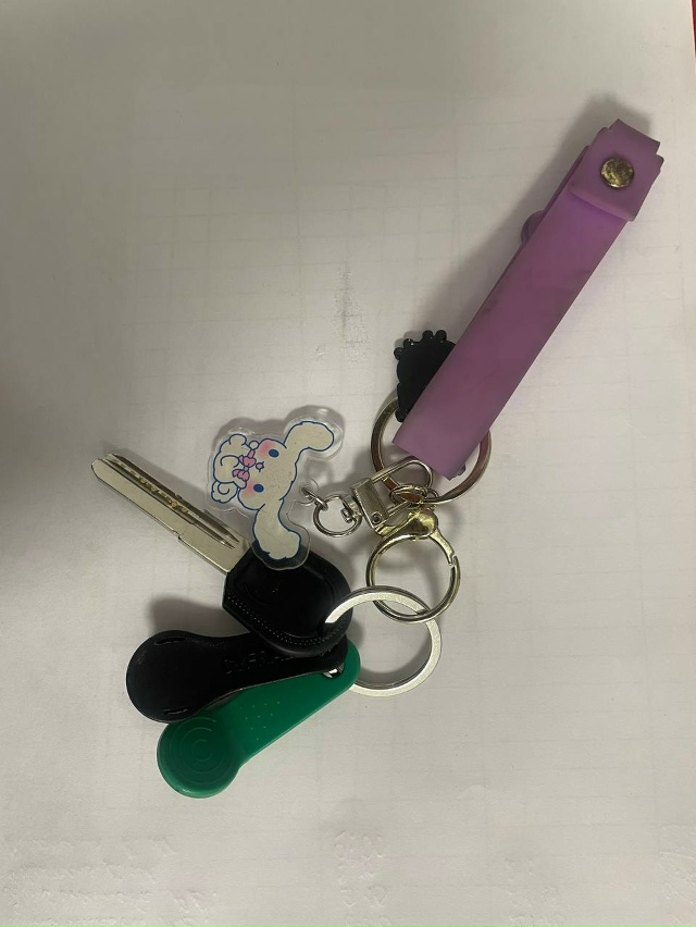 Потеряшки на Лесном бульваре у городка, оставили в коф?...