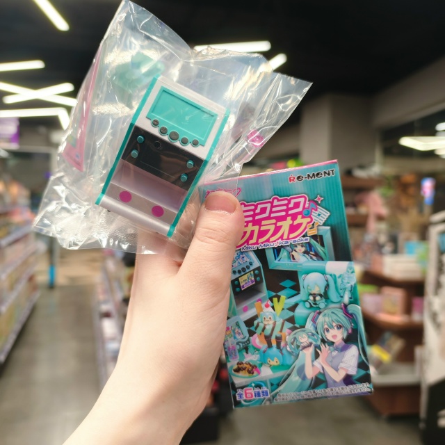 Мику зовет в караоке! Собери свою музыкальную диораму! ...