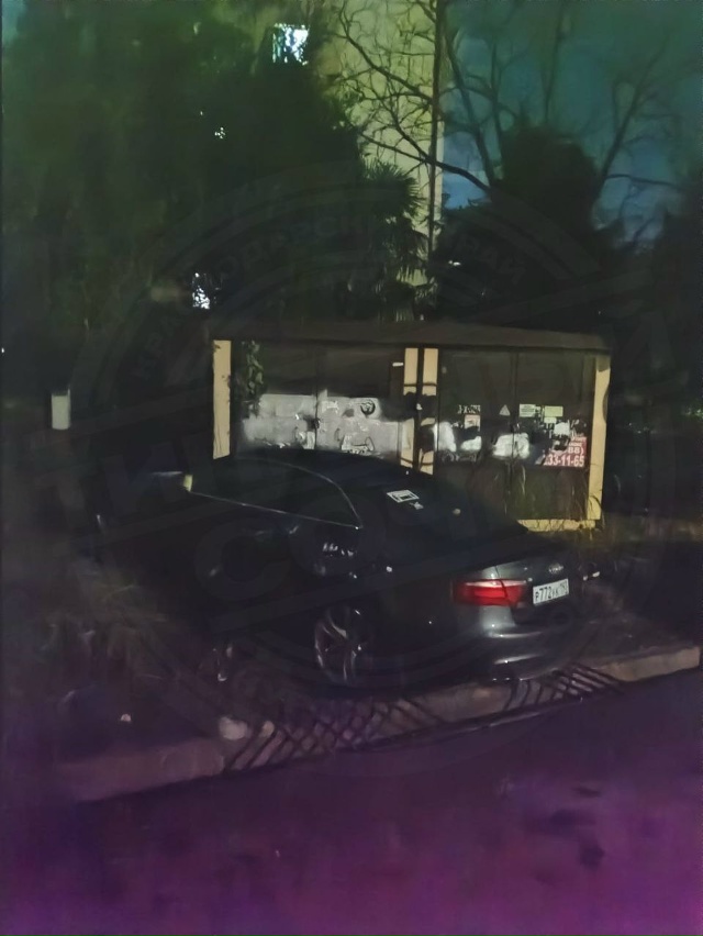 Расстояние имеет значение: на Бытхе владелец иномарки ...