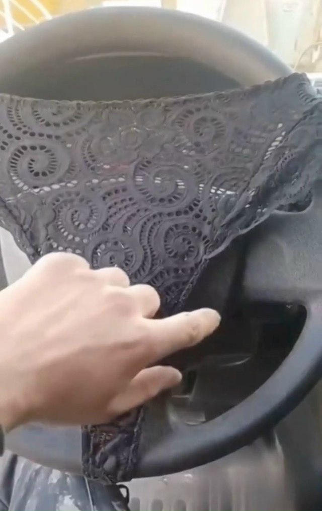 слишком горячо