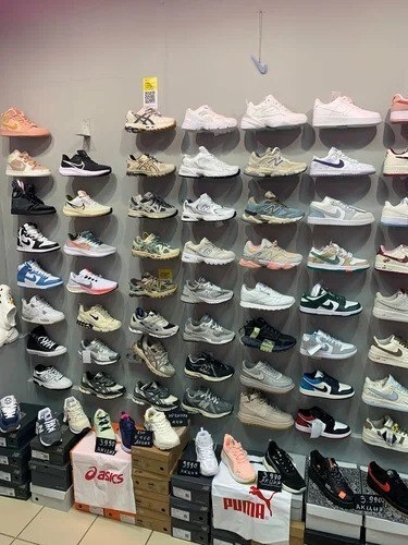 Моему сыну тринадцать лет, и он очень хочет кроссовки з...