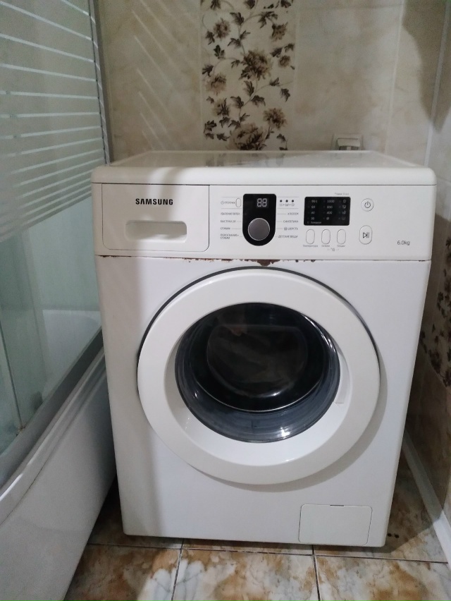 Продам стиральную машинку в отличном состояние на 6 ки?...